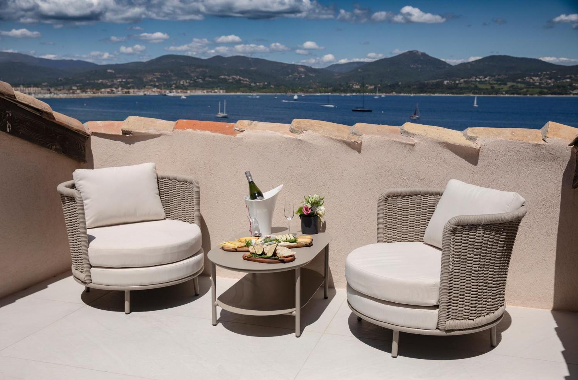 Tinah Saint-Tropez Hotel Buitenkant foto