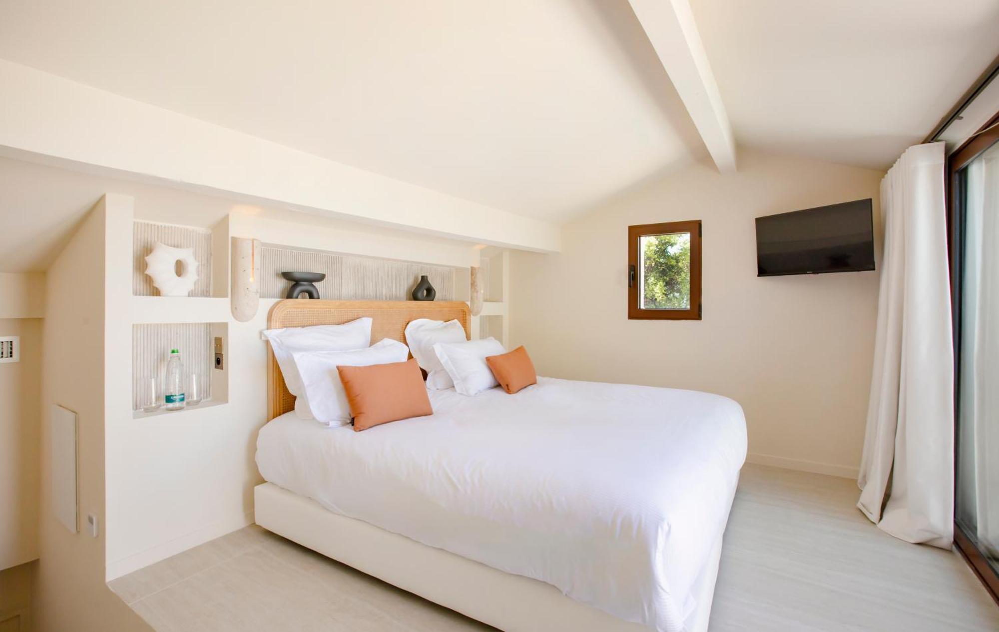 Tinah Saint-Tropez Hotel Buitenkant foto