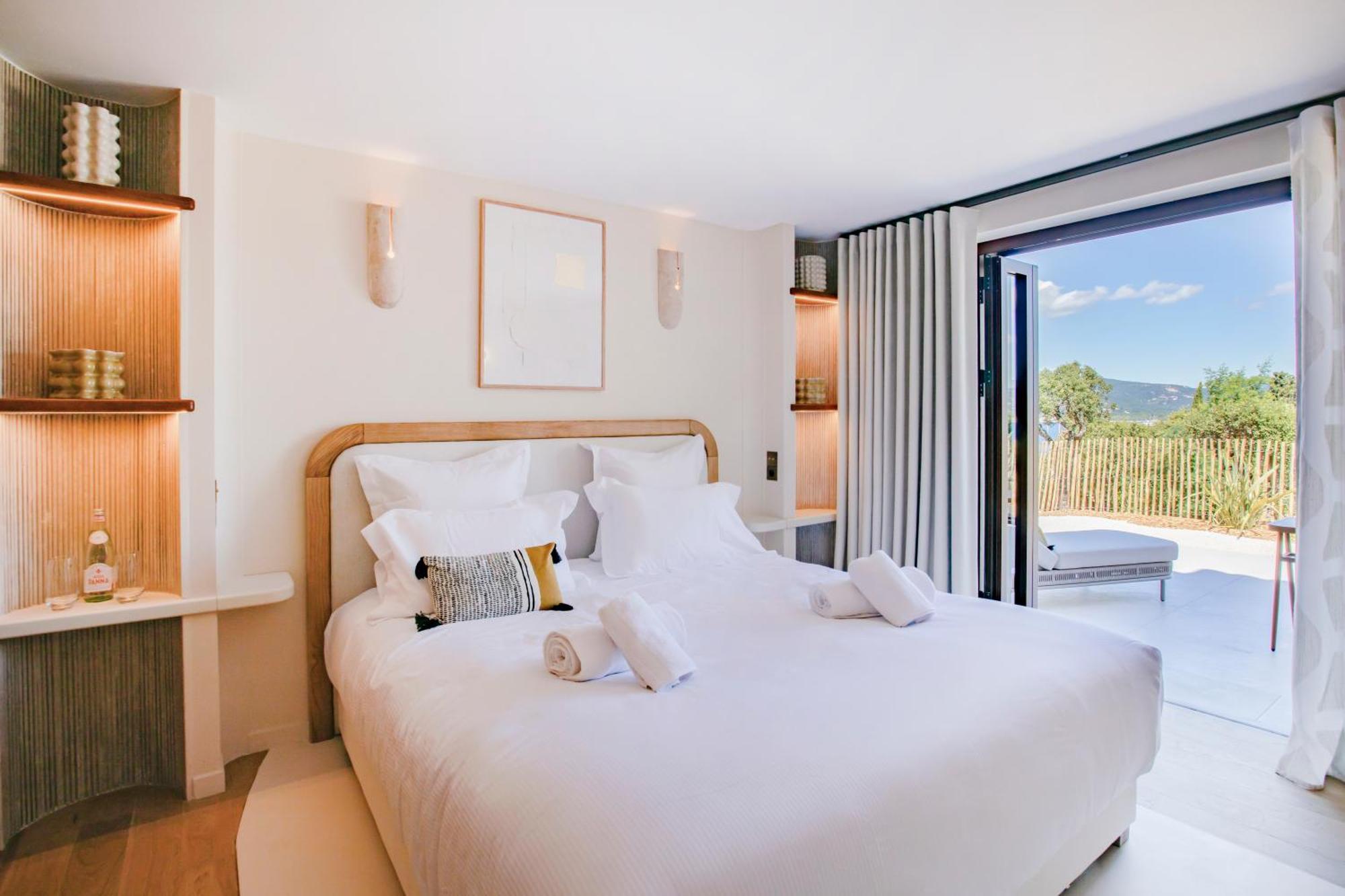 Tinah Saint-Tropez Hotel Buitenkant foto